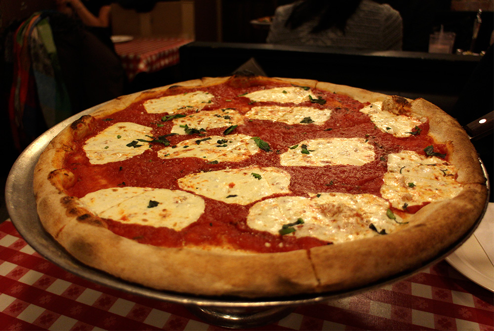 Die erste Pizzeria in der USA: Lombardi's Pizza