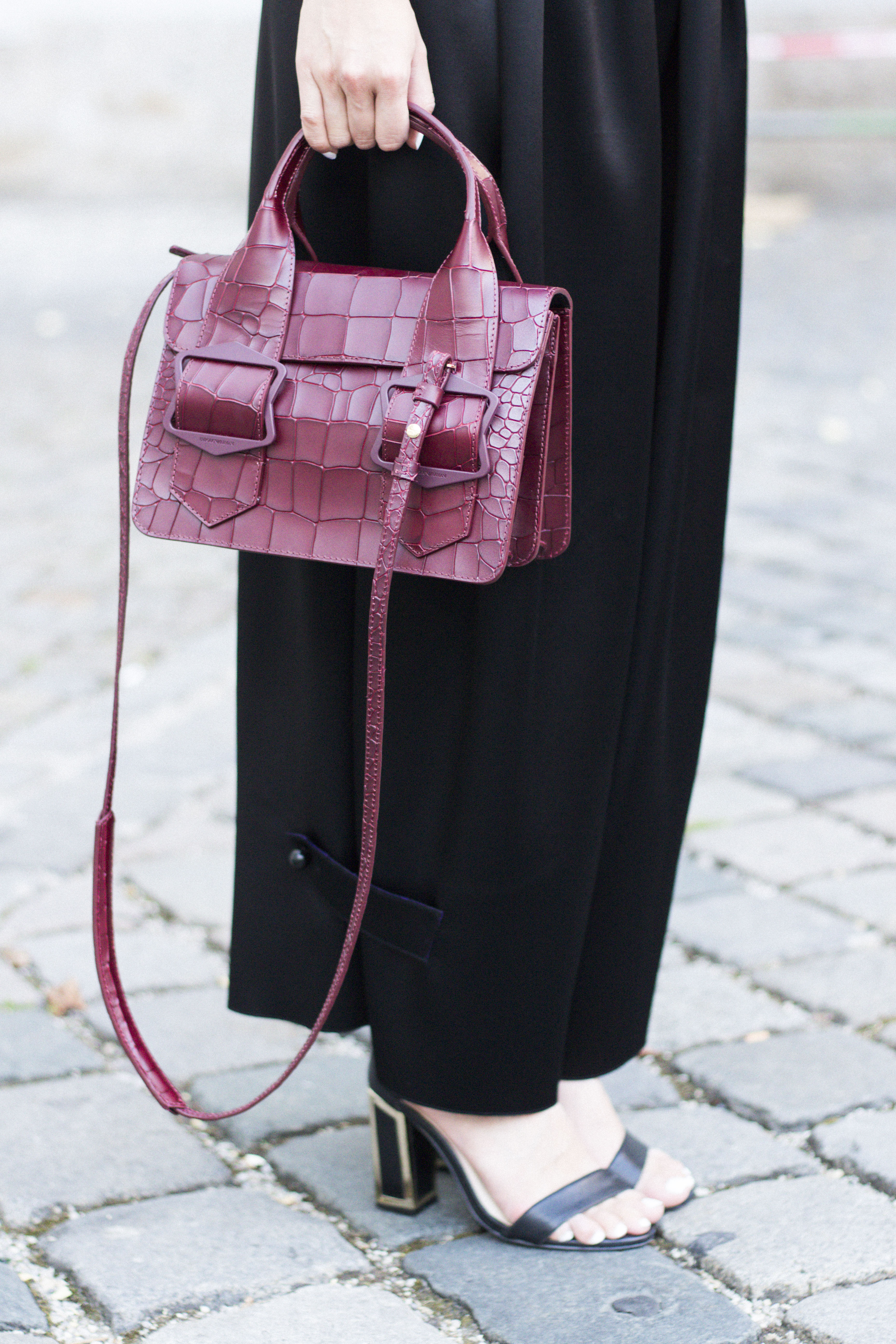 I heart Alice – Fashionblog from Germany: Alice M. Huynh wearing Emporio Armani Wide Satin Pants & Croco Stamped Leatherbag